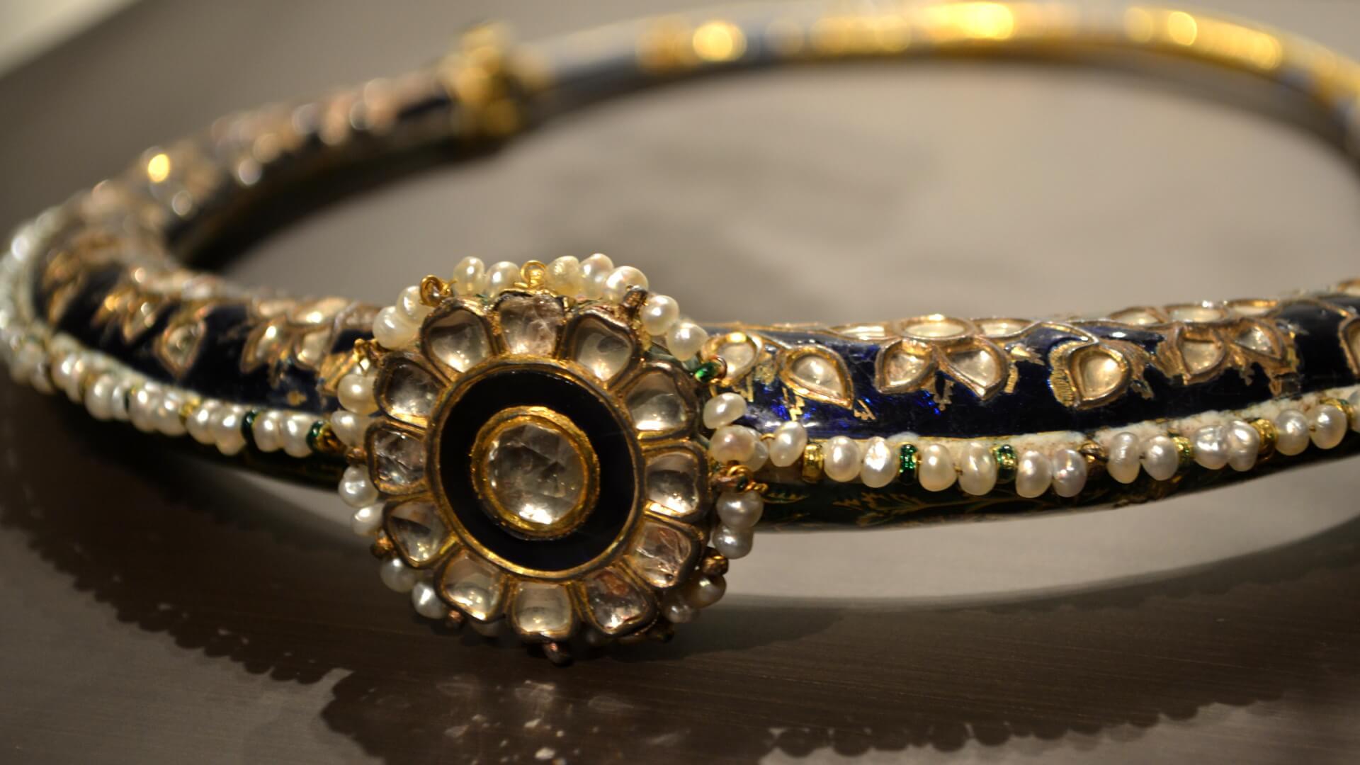 Parure précieuse au Musée Guimet