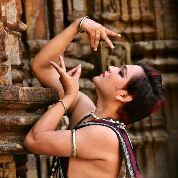 Danse indienne Odissi Saswat joshi Mahina Khanum Odisha