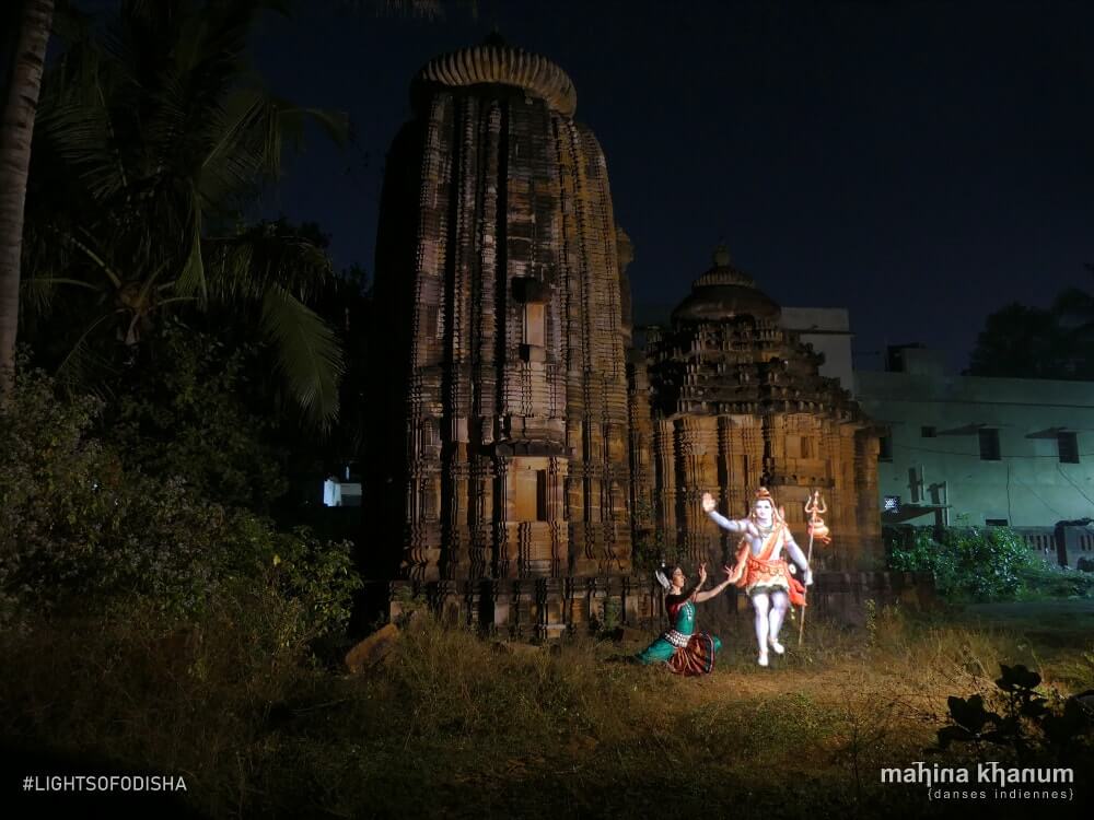 Mahina Khanum danse Odissi dance lightpainting Indian classical dance danse classique indienne